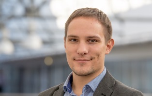 Alexandr Jakobson